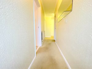 CHESTNUT ROAD- click for photo gallery